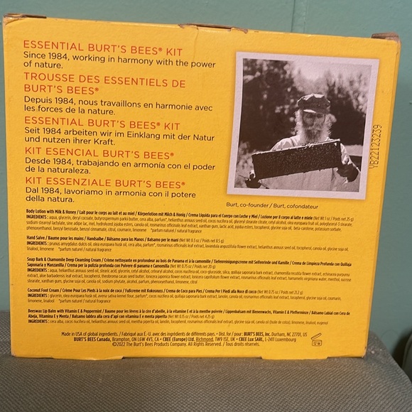 BNIB BURT’S BEES 5 PIECE ESSENTIAL KIT - Picture 13 of 14